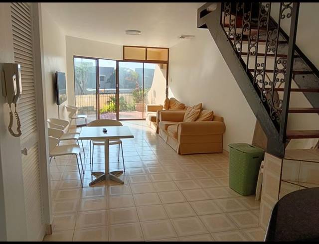 2 BEDROOM APARTMENT FOR SALE IN UMHLANGA ROCKS